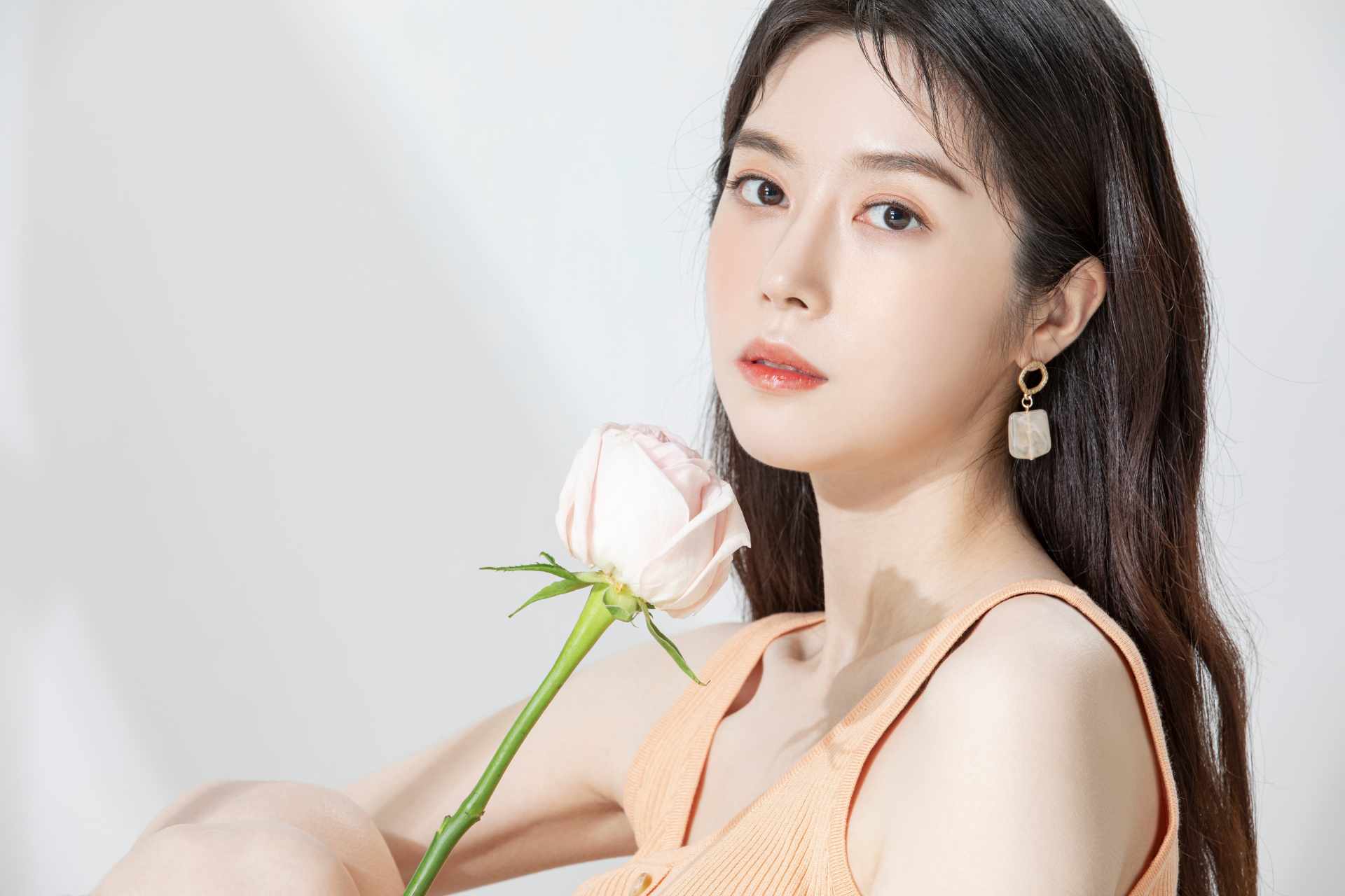 제스타 눈성형